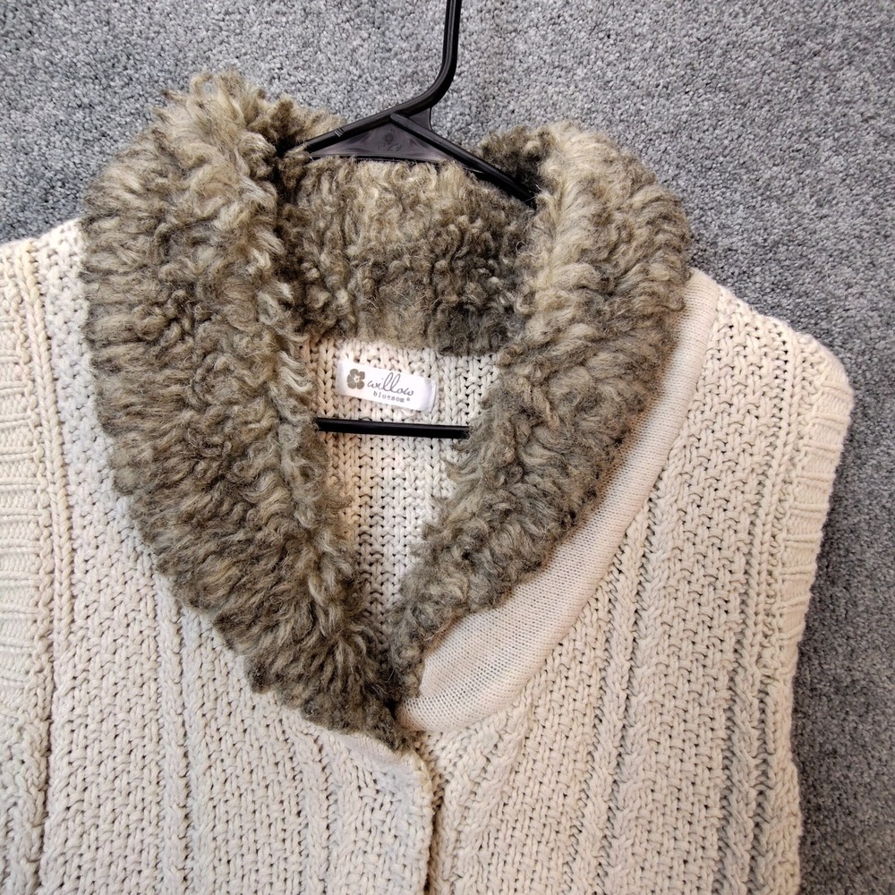 Willow Blossom Womens Cream Chunky Knit Sweater Vest Faux Fur Collar Snap Front